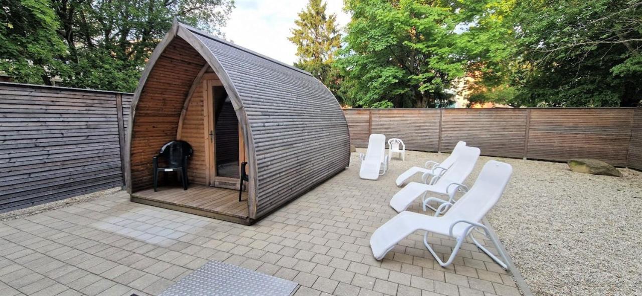 Pools, Sauna Und Balkon Mit Panoramablick 상트엥글마 외부 사진